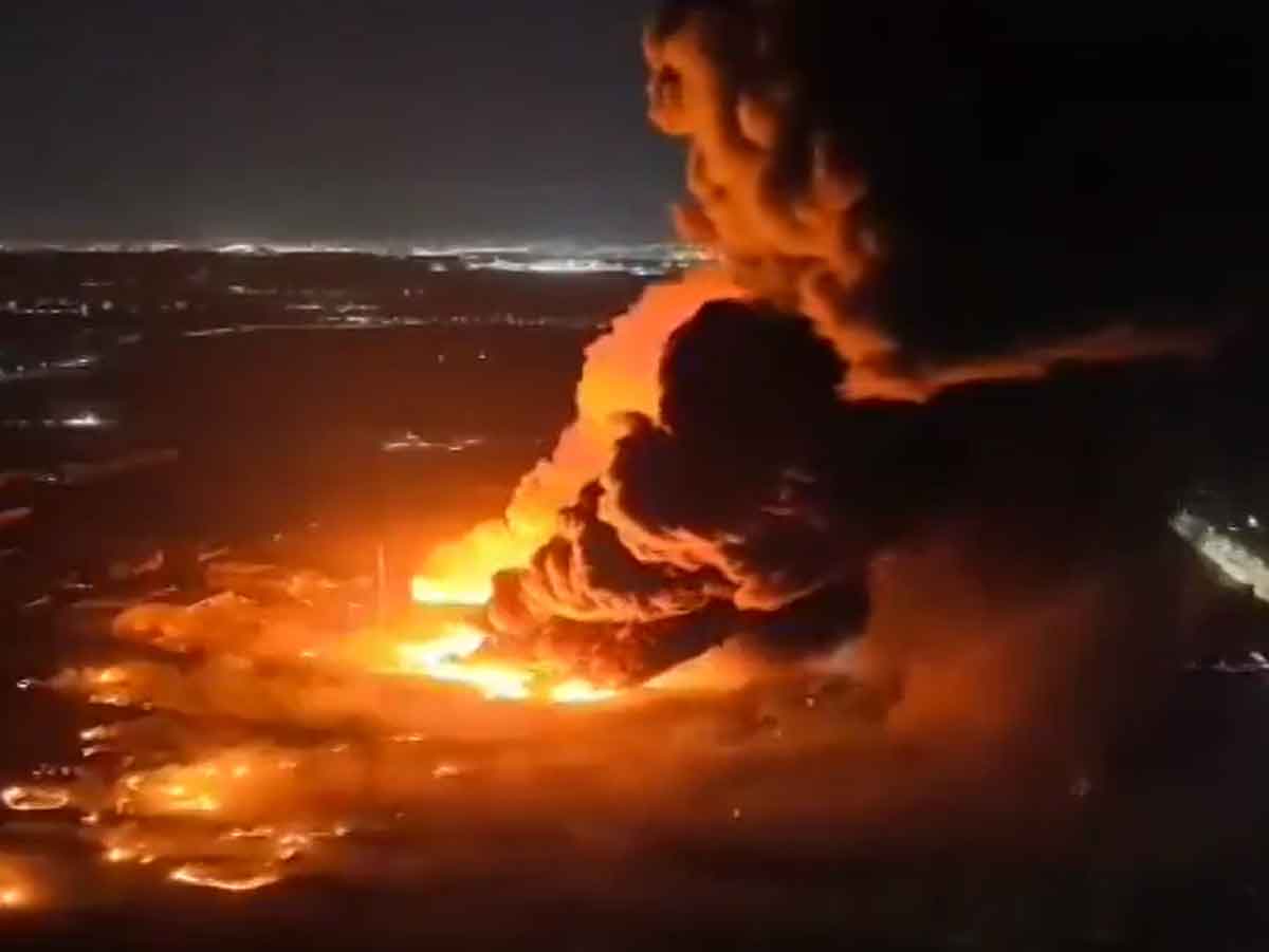Incendio y devastación en la Costa Sur: más de veinte personas heridas en una potente explosión en el corazón del distrito industrial.