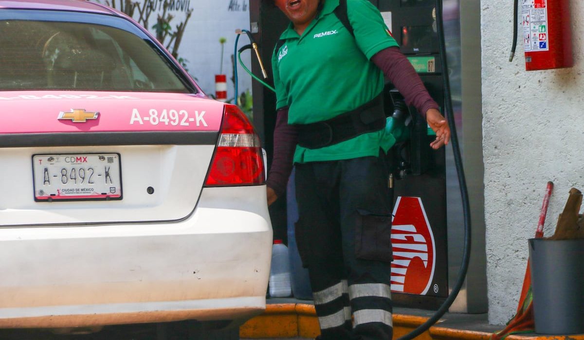 El 81% de los impuestos al diésel se subsidian para frenar el alza por la crisis en Medio Oriente