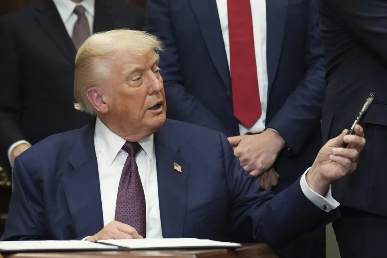 Golpe comercial: Aranceles del 100% a medicamentos patentados sacuden al sector farmacéutico